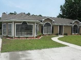 1808 Shadowlawn Dr, Saint Marys, GA 31558