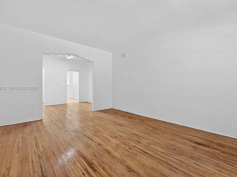901 Pennsylvania Ave #6 — Photo 1