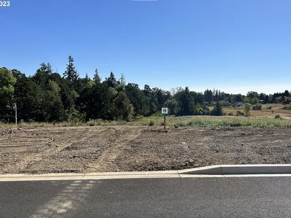 2946 NW Pinot Noir Dr #19, McMinnville, OR 97128