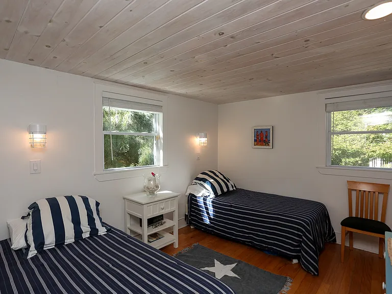 19 Old Squiretown Rd — Photo 5