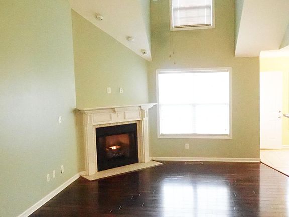 5th image of 1420 Jenny Ln