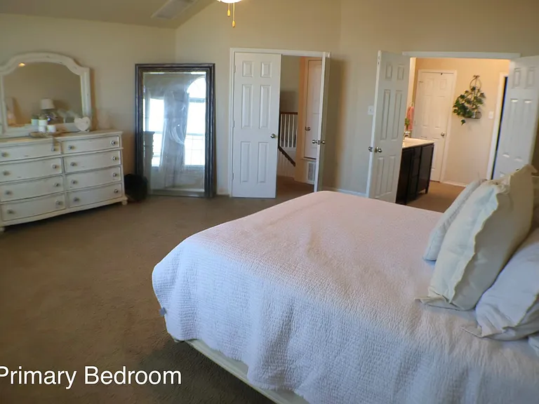 9908 Caney Creek Dr — Photo 6
