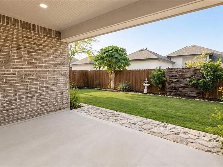 432 Gonzalez Dr — Photo 18
