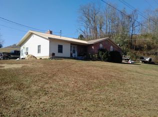 153 Melrose Dr, Rose Hill, VA 24281