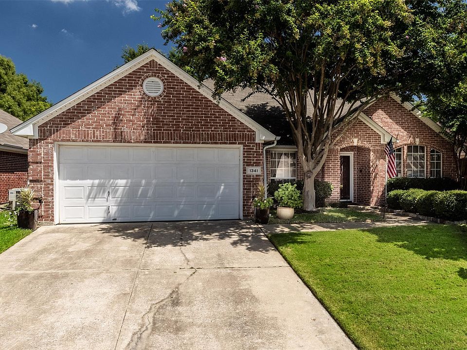 1st image of 1341 Lyra Ln