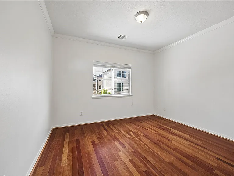 7608 Janak Dr — Photo 20
