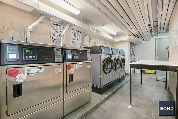 Rented by Bond New York | media 19