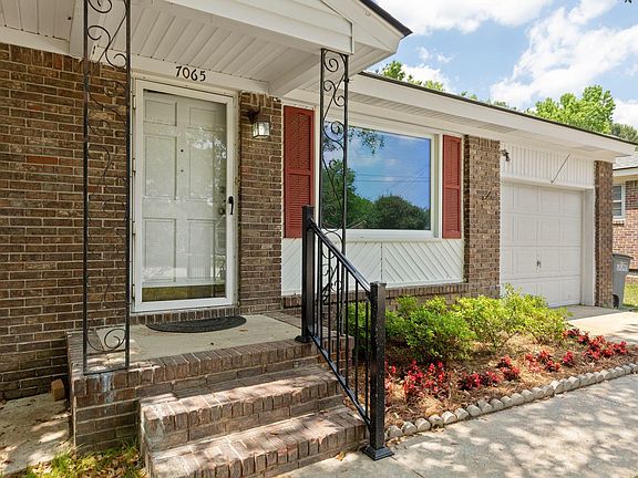 3rd image of 7065 N Kenwood Dr