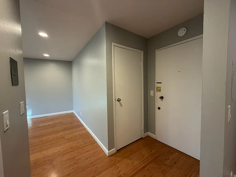 94 Bayo Vista Ave #305 — Photo 9