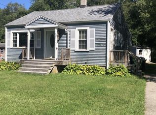 907 Point Rd, Marion, MA 02738