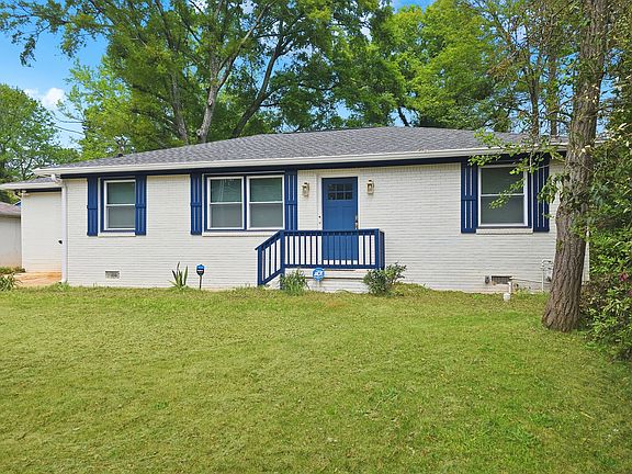 4th image of 1752 Lynn Ln