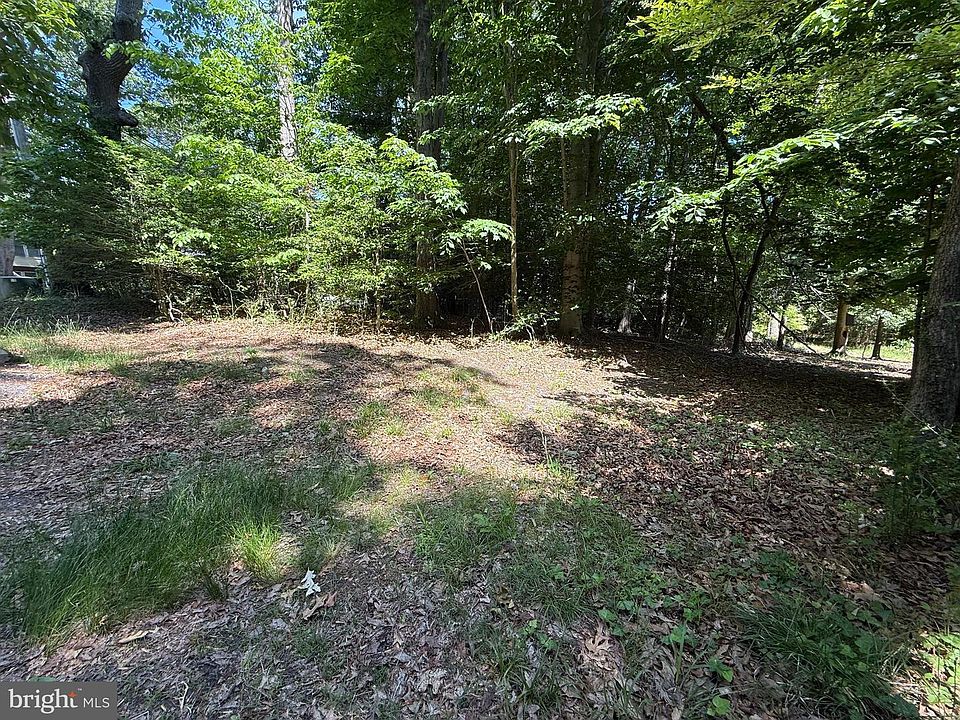 2nd image of 12661 Holly Cir
