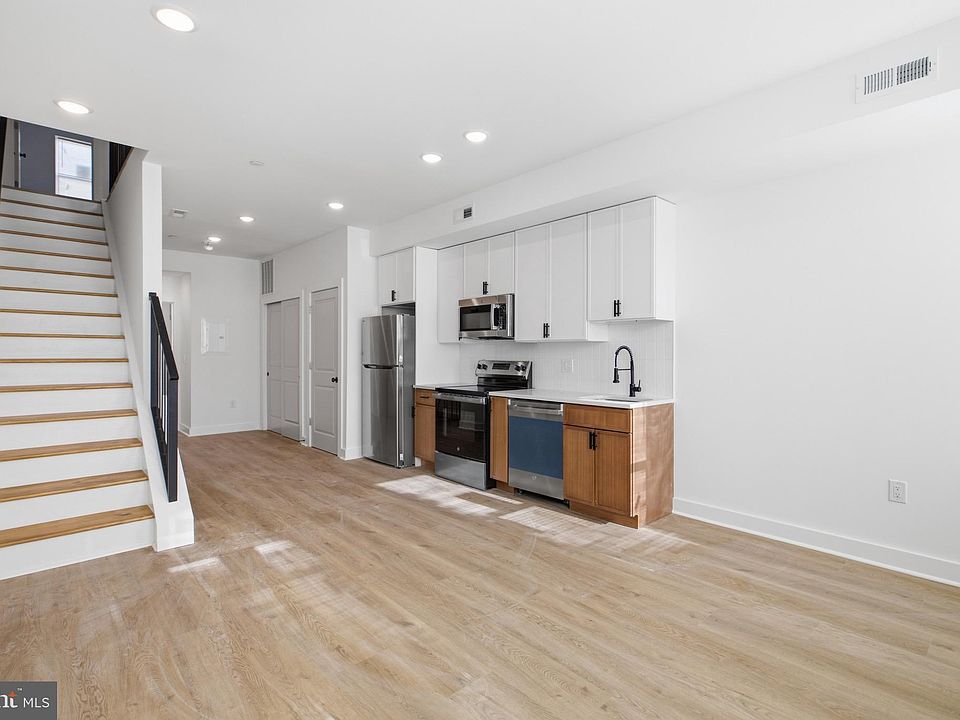 1st image of 2126 N Percy St #2
