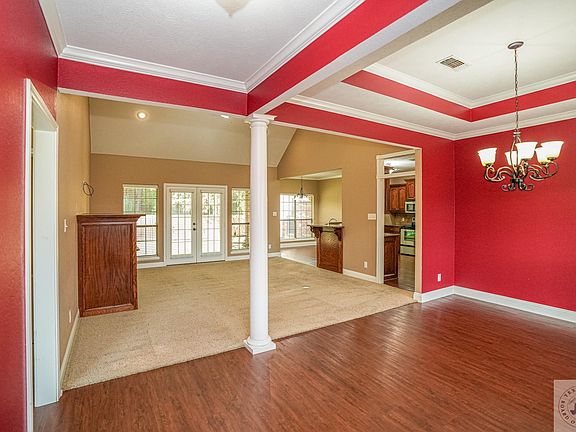 5th image of 3610 Connie Ln