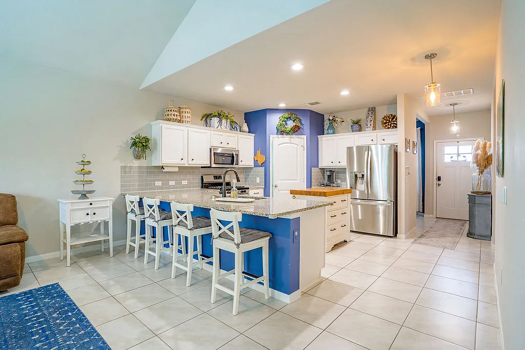 6613 Ranchito Dr — Photo 3
