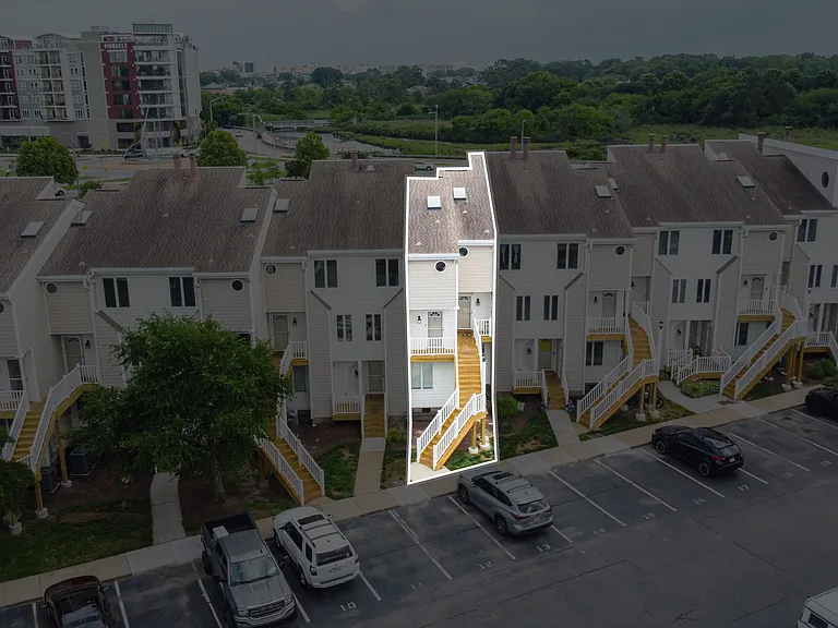 100 Pinewood Rd #128 — Photo 10