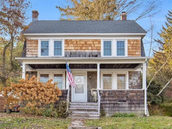 318 North Elm Street, Wallingford, CT 06492