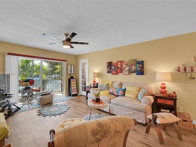 6239 Bay Club Dr APT 4, Fort Lauderdale, FL, 33308