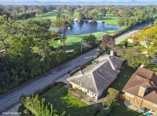 4050 W North Shore Ave, Lincolnwood, IL 60712