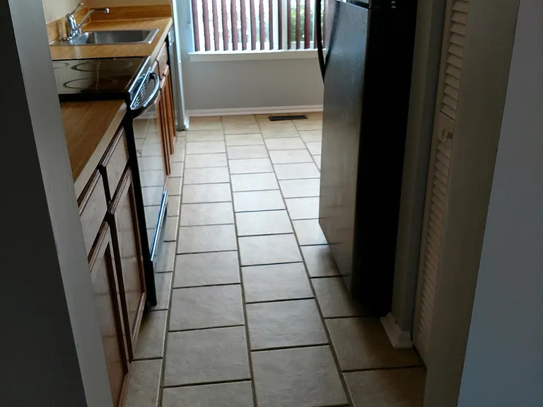 15205 Streamside Ct — Photo 10