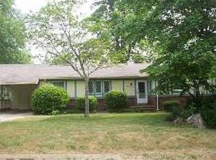 817 Pineburr Rd, Jamestown, NC 27282