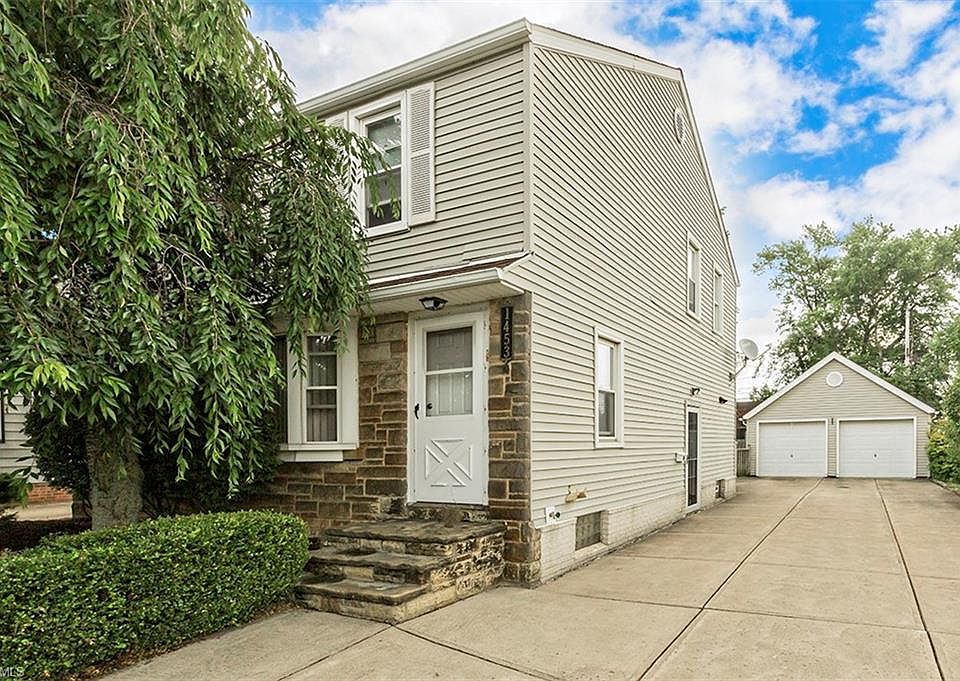 1st image of 1453 Iroquois Ave
