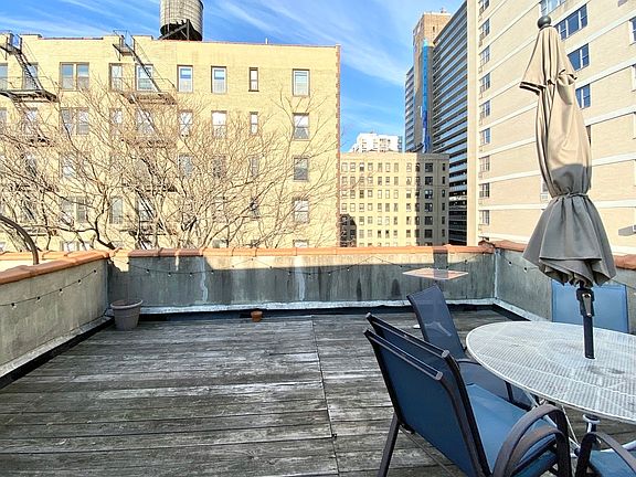 3rd image of 117 W 92nd St APT 5B