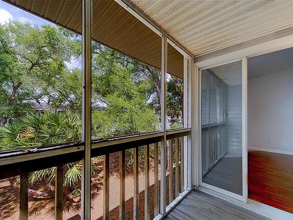 3rd image of 9241 Jakes Path