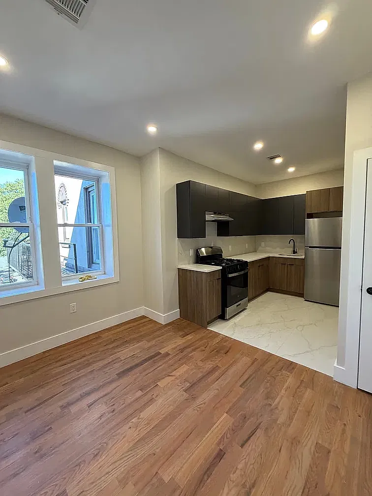 1 bed, 650 sqft, $1,895 — Photo 2