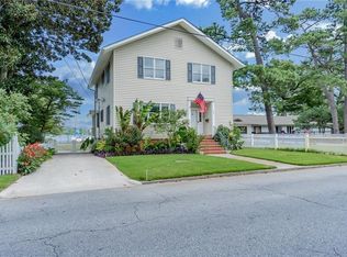 904 Riverside Ave, Elizabeth City, NC 27909