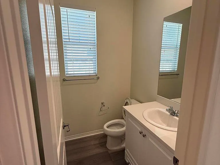 8305 Sunset Hills Pl — Photo 6