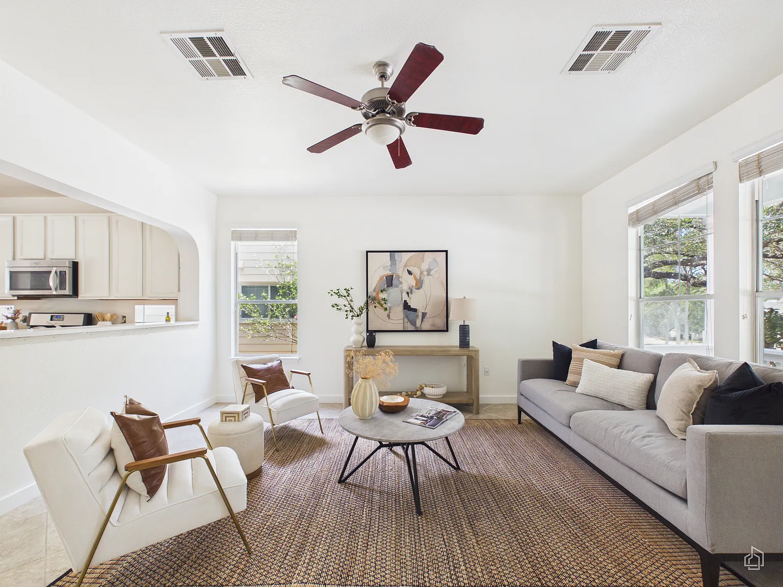 3 bed, 2.5 bath, 1474 sqft, $2,600 — Photo 3
