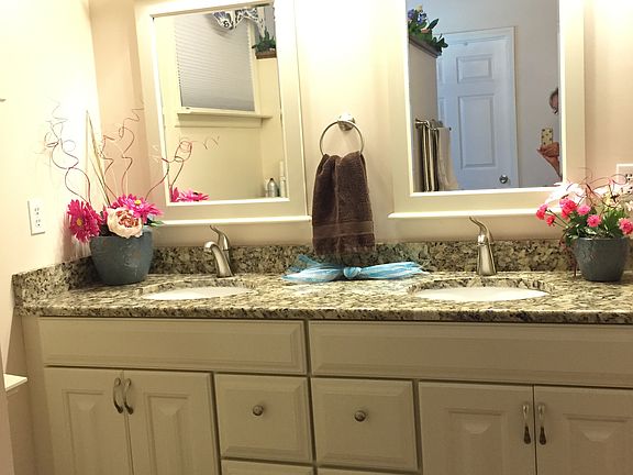 Master Bath Granite Vanity