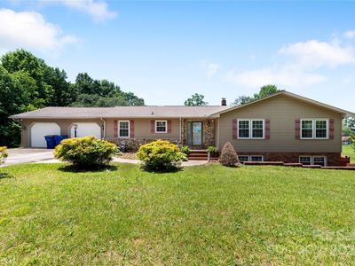 5563 Grace Chapel Rd, Hickory, NC, 28601