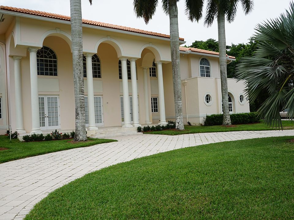 1st image of 11860 NW 9th St