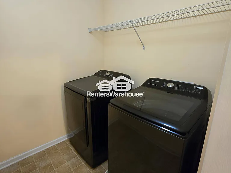 6124 Bellewood Ash Ln — Photo 16