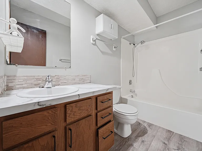 1437 N 20th St #1 — Photo 7