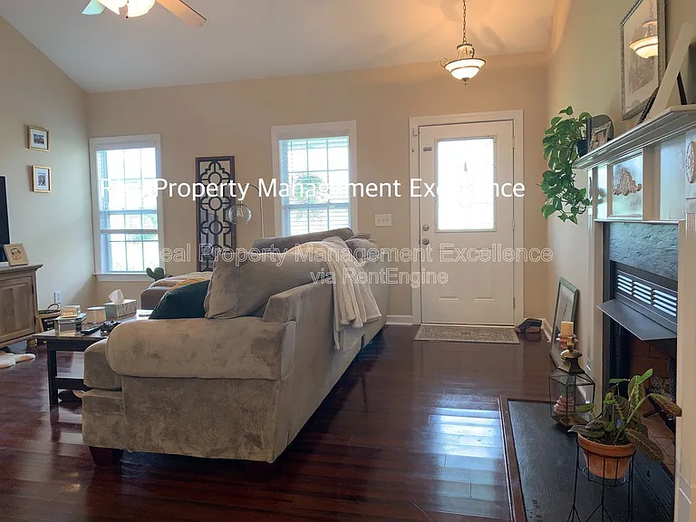 28 Clover Dr — Photo 14