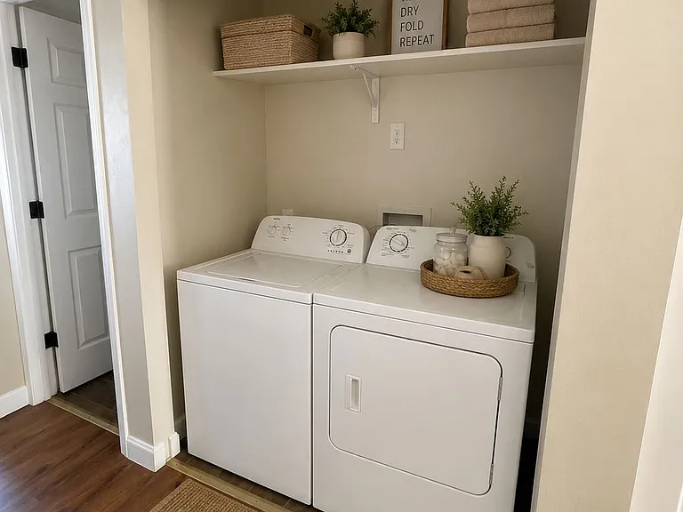 Oak Estates — Photo 13
