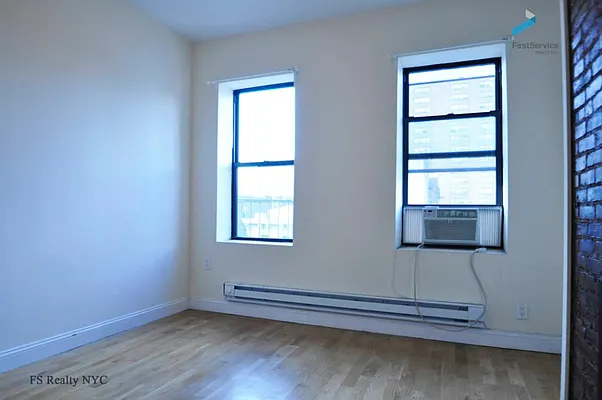 Rented by FirstService Realty (legacy) | media 17