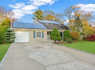 475 Lincoln Ave, Sayville, NY 11782
