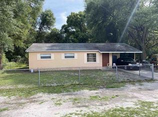 38945 Pine St, Umatilla, FL 32784