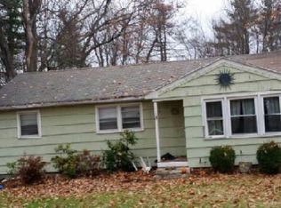 8 Nevada Dr, West Boylston, MA 01583