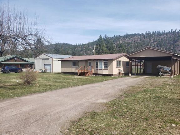 2nd image of 116 W Kootenai Ave