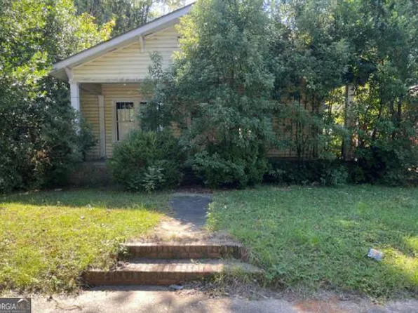 704 E College St, Bainbridge, GA 39819