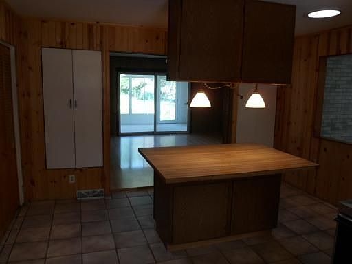 4th image of 40068 N Circle Ave