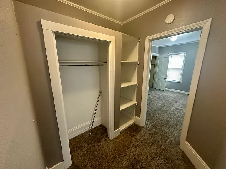206 Courtland St — Photo 5