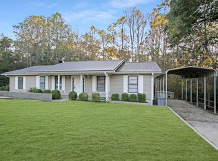 44 Woodland Ct, Daleville, AL 36322