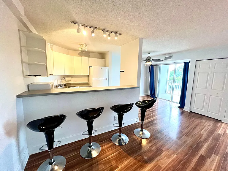 3315 58th Ave S #318 — Photo 3