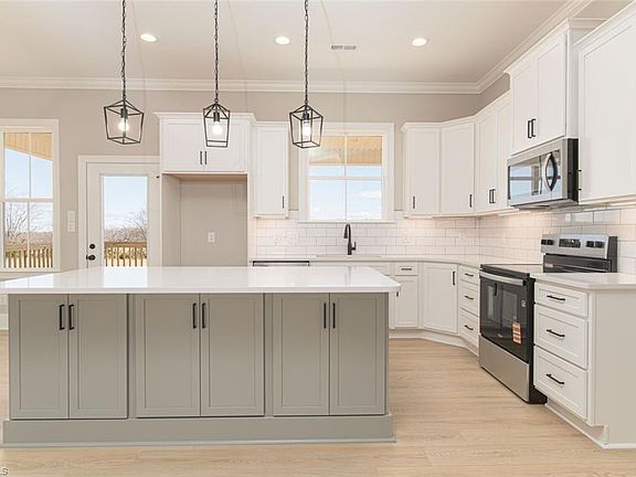 4th image of 3639 Beasley School Rd